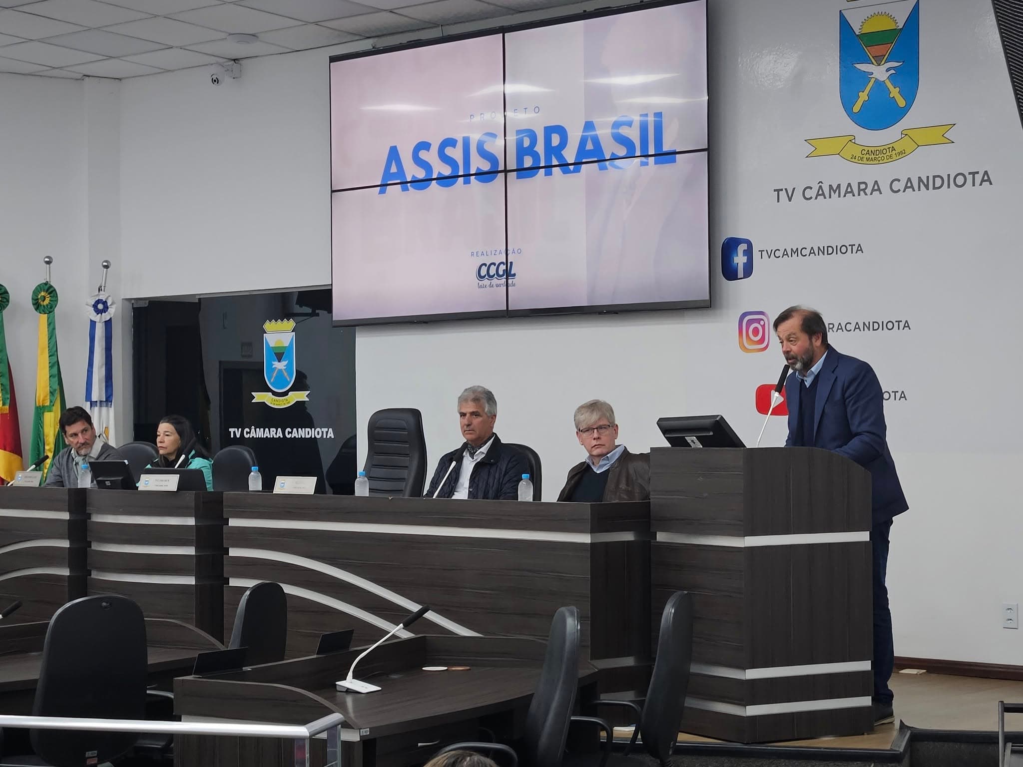 Imagem de capa da notícia: Prefeito Folador participa de seminário em Candiota e inauguração da CCGL em Hulha Negra