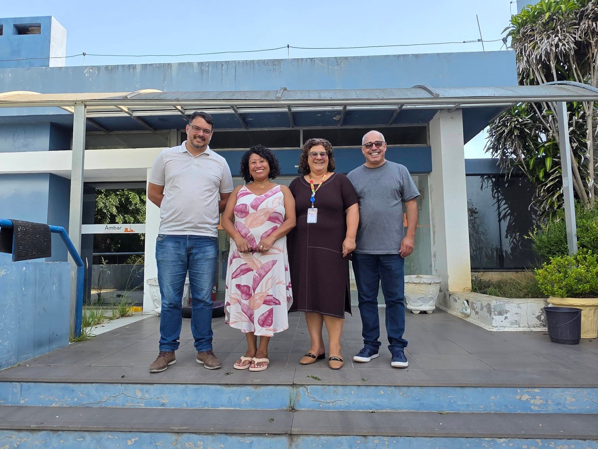 Prefeito em exercício e secretário de Educação acompanham visita técnica no prédio que receberá alunos da Escola Jerônimo