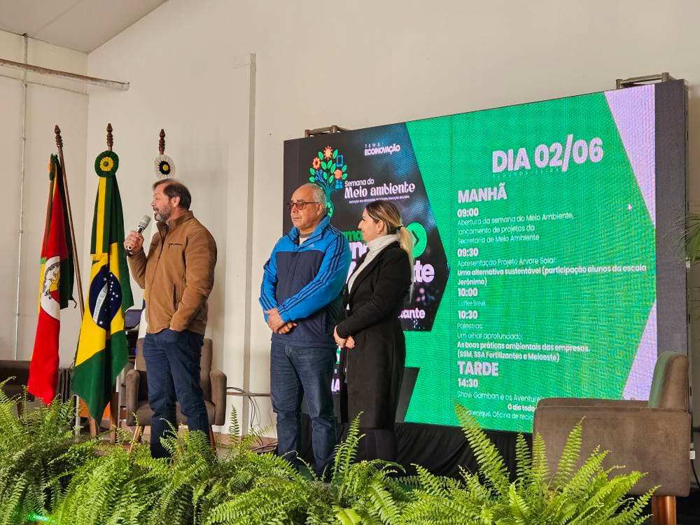 Imagem de capa da notícia: Abertura da Semana do Meio Ambiente contou com apresentação de projetos