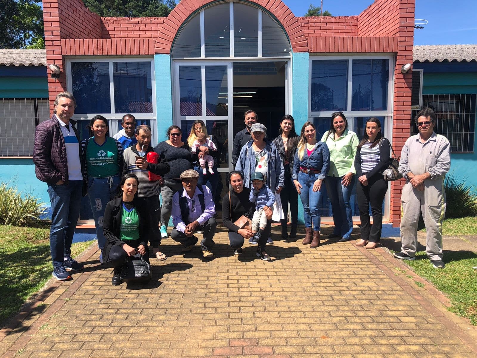 Imagem de capa da notícia: ASSOCIAÇÃO CANDIOTENSE DE RECICLAGEM CIDADE LIMPA É CONSTITUÍDA NO MUNICÍPIO