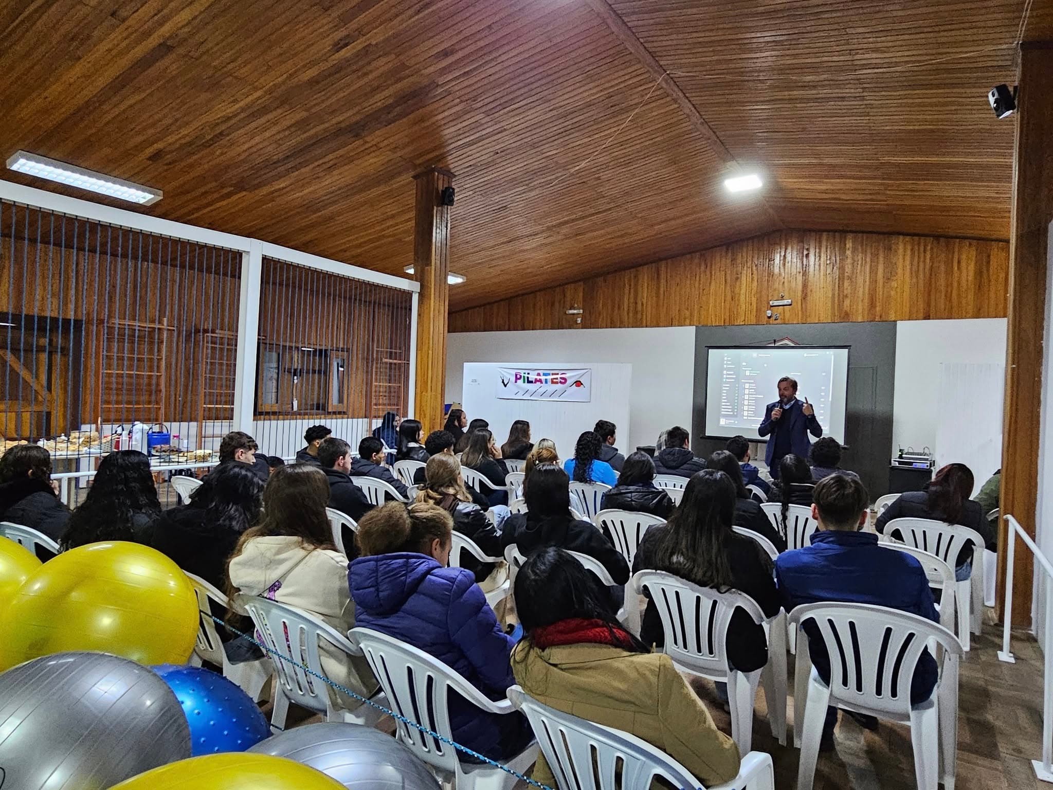 Imagem de capa da notícia: Prefeitura de Candiota realiza encontro alusivo ao Dia do Estagiário