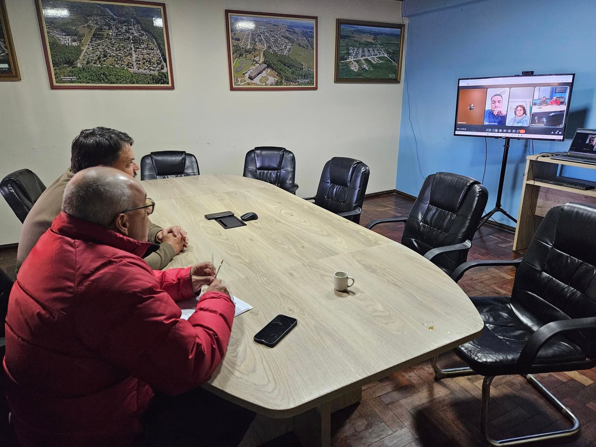 Imagem de capa da notícia: Transferência da Escola Jerônimo é tratada durante reunião virtual nesta quinta-feira (12)