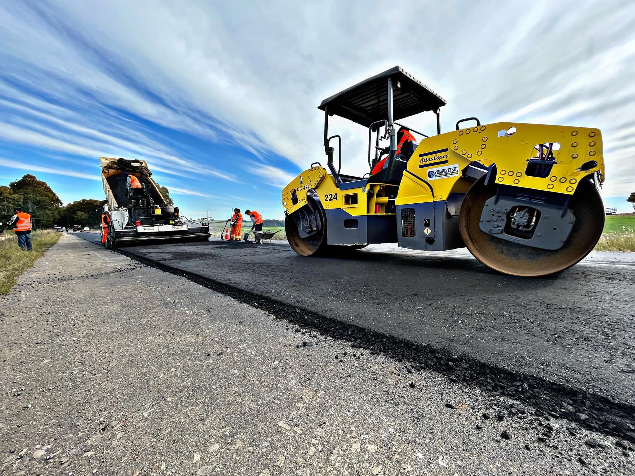 Imagem de capa da notícia: RODOVIA MIGUEL ARLINDO CÂMARA | INÍCIO DAS OBRAS, ATENÇÃO AOS OBSTÁCULOS E ATO DE LANÇAMENTO