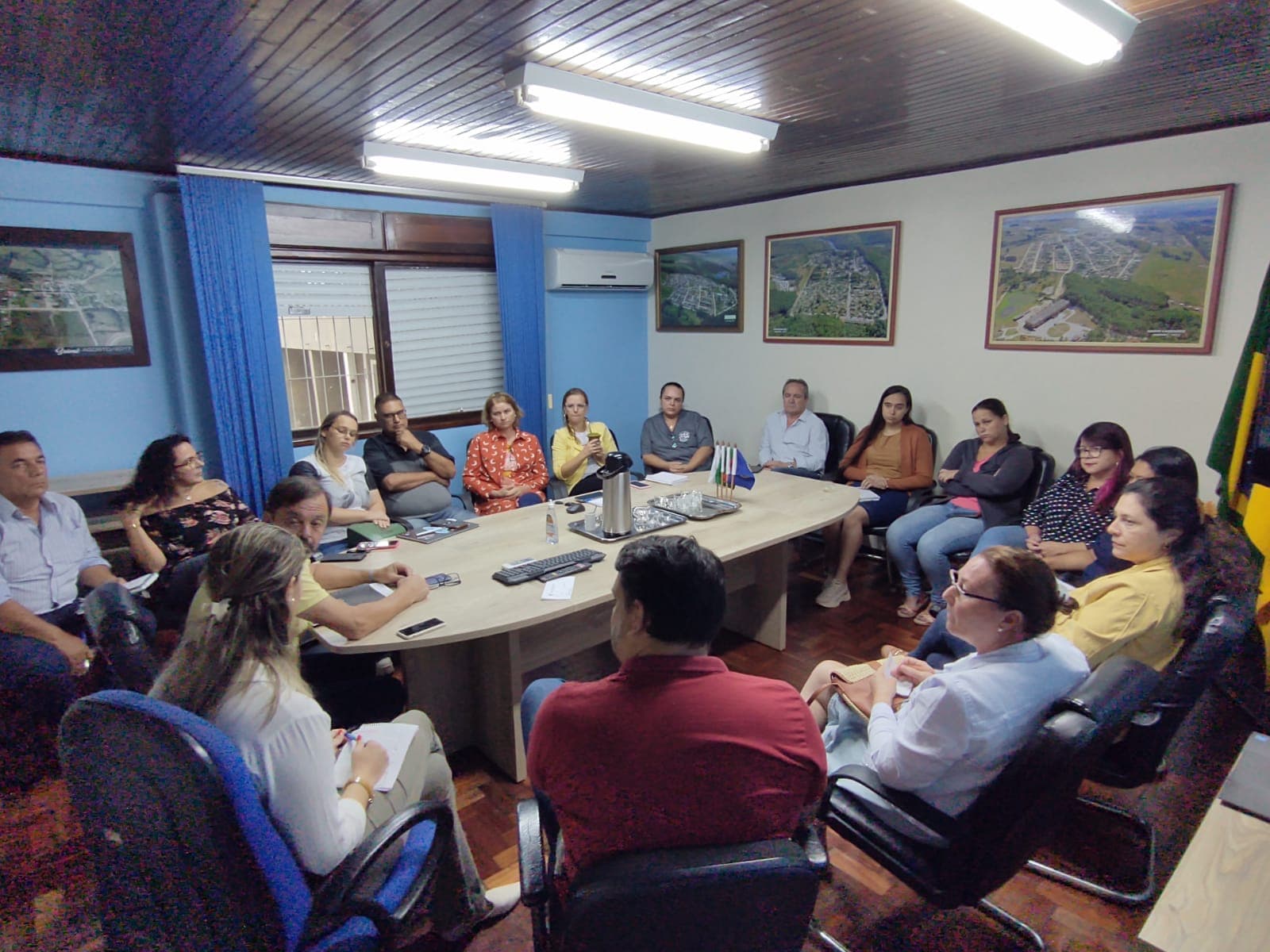 Imagem de capa da notícia: PREFEITURA DE CANDIOTA TRATA SOBRE A SEGURANÇA NAS ESCOLAS