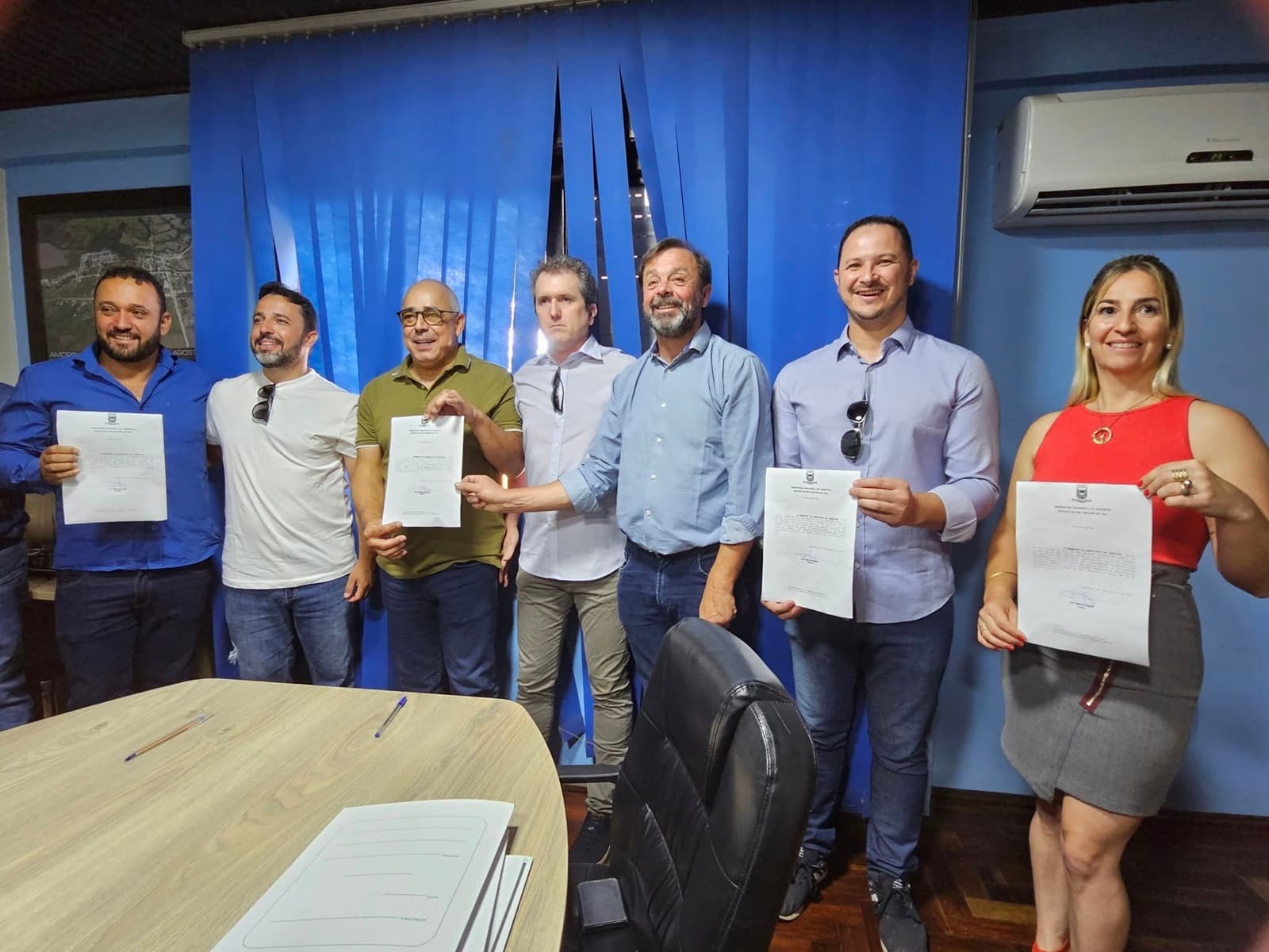 Imagem de capa da notícia: Quatro novos secretários são empossados em Candiota