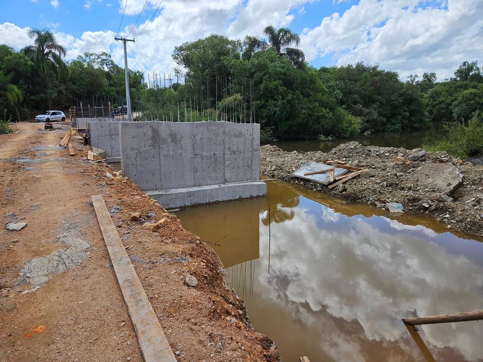 Imagem de capa da notícia: Estrutura da nova Ponte da Coreia começa a ganhar forma
