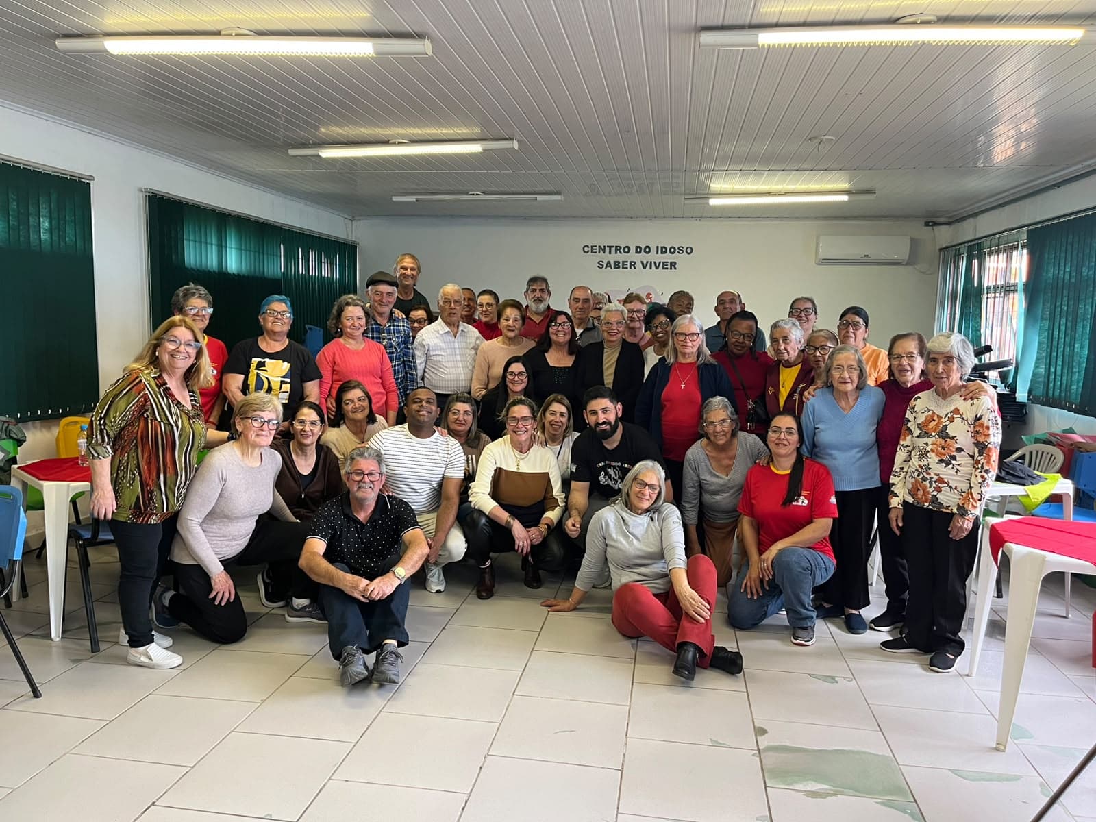 Imagem 1 de 2 da notícia: Café da Melhor Idade é realizado para comemorar o mês do idoso